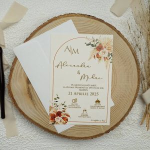 Invitație de Nuntă Albă cu Detalii Florale Pastelate