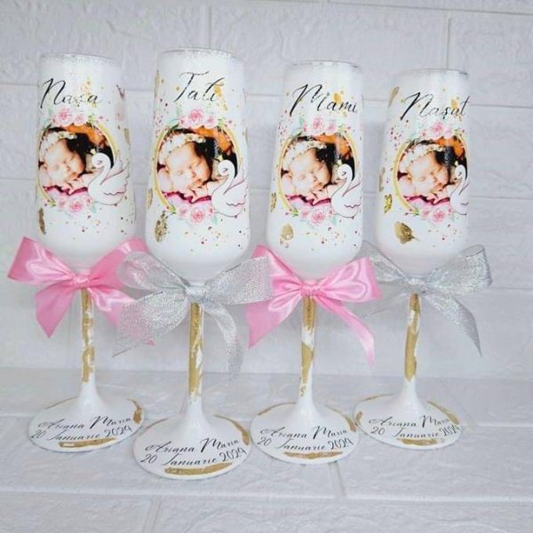 WhatsApp Image 2024-07-29 at 09.57.01 Set 4 Pahare personalizate pentru botez, gold