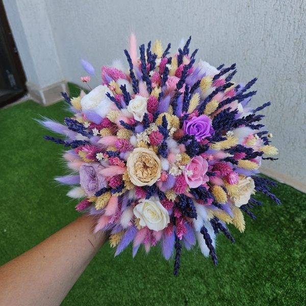 Buchet de Mireasă cu Flori și Trandafiri Criogenați!