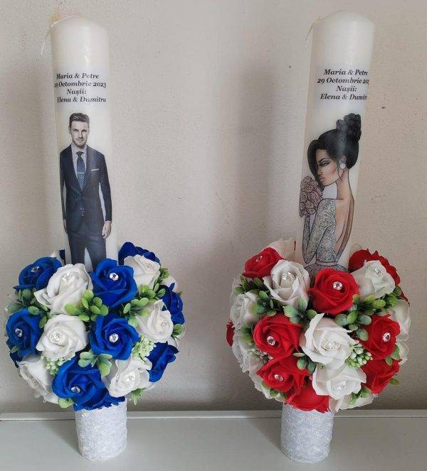 Imagine WhatsApp 2024-09-27 la 19.38.37_15db34e5 Set 2 Lumânări Personalizate cu Strasuri si Perlute,50 cm Cu Trandafiri Artificiali.