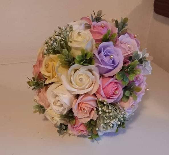 Buchet de Mireasă Mare cu Flori Roz si Albe, Perlute si Strasuri,ARTIFICIAL!