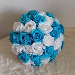 Imagine WhatsApp 2024-09-27 la 19.42.39_dd4589ac Buchet de Mireasă Mare cu Trandafiri Albastru Deschisi si Albi,Artificiali!