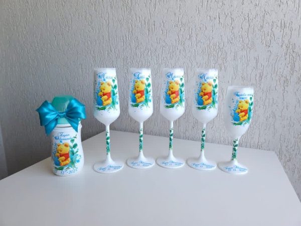 Imagine WhatsApp 2025-11-24 la 17.52.29_d4463d89 Set 5 Pahare personalizate +Sticluta pentru botez cu ursuletul Winnie the Pooh!